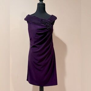 Plum color Jessica Howard dress. 6P